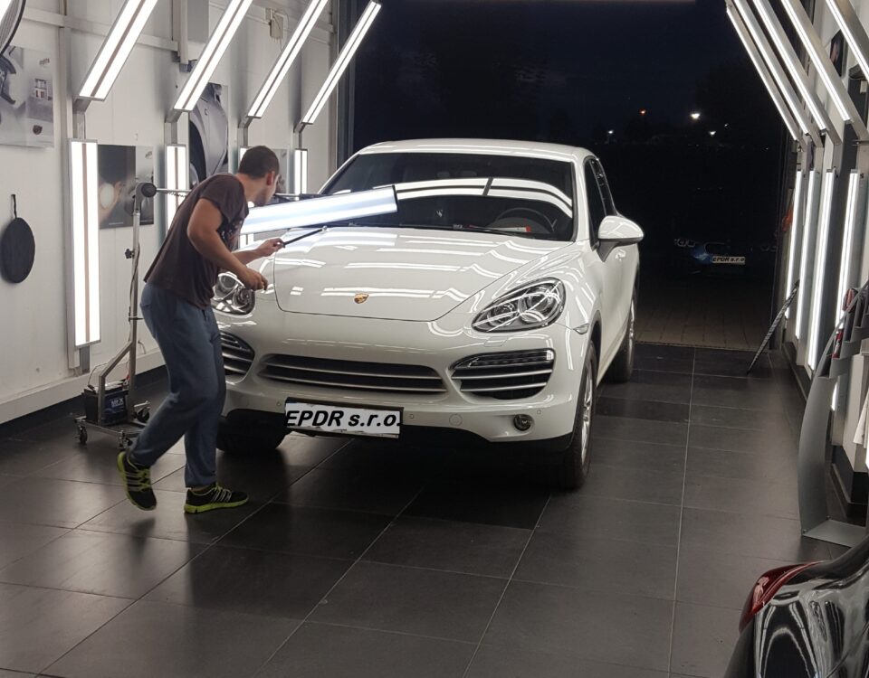 oprava po krupobití