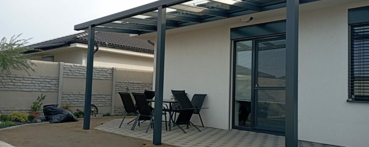 hliníkový prístrešok na terasu